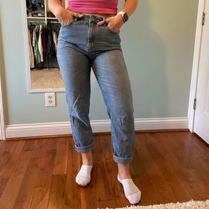 BDG Mom Jean High Rise